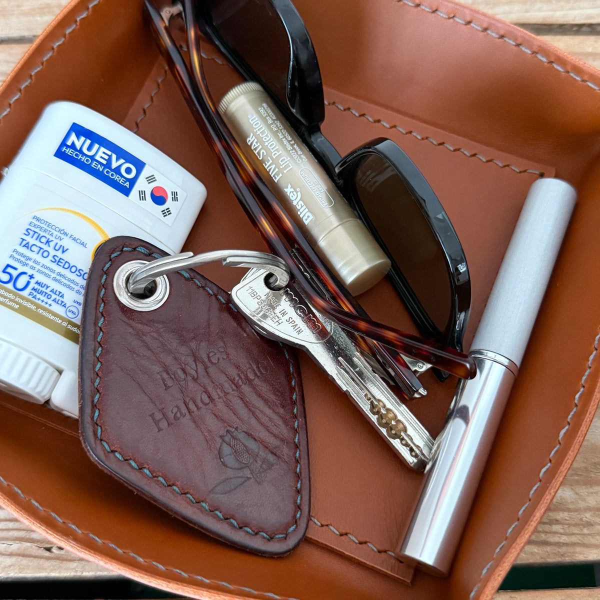 Hand-Stitched Valet Tray. Cognac Leather