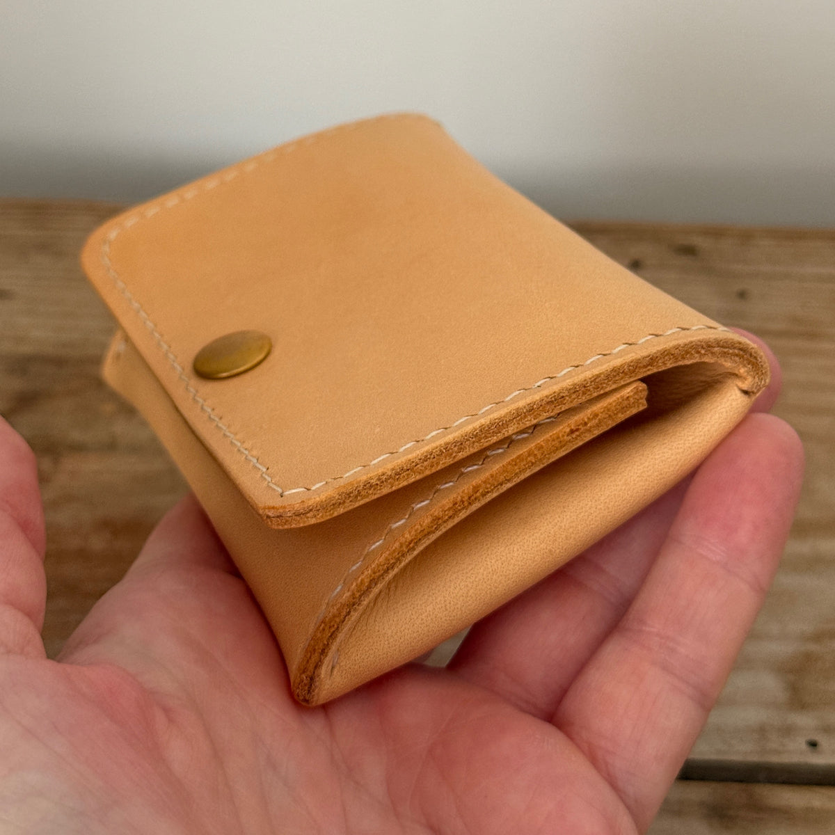 Hand-Stitched Coin Pouch. Natural color Vegetable-Tanned Leather