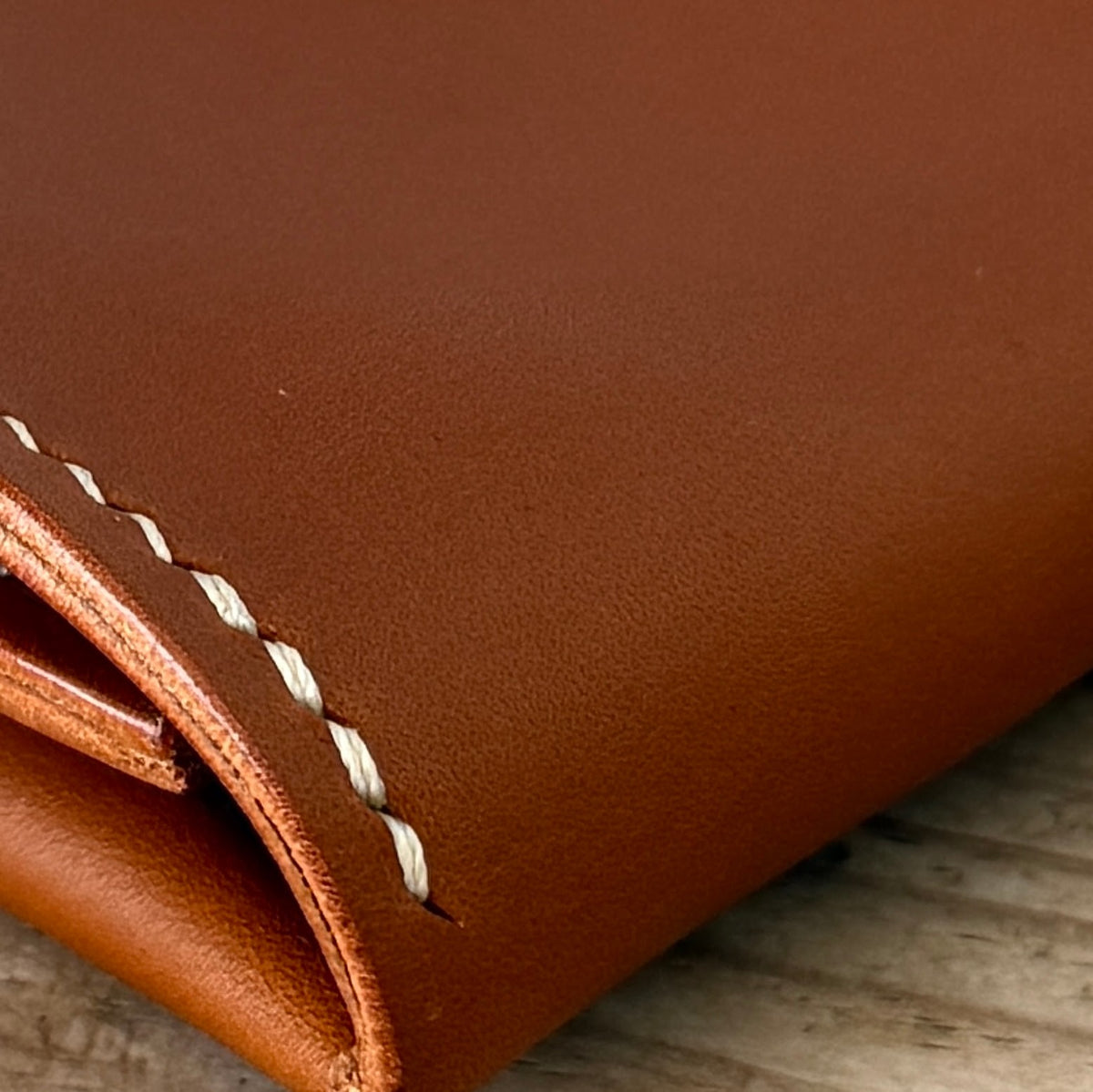 Hand-Stitched Coin Pouch. Cognac Leather